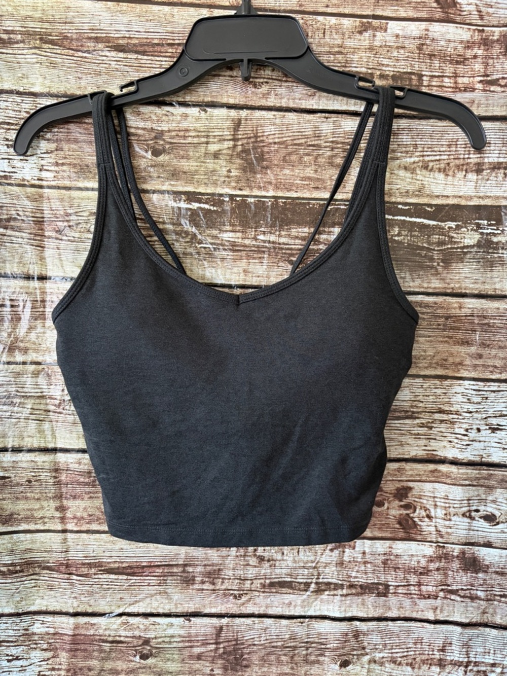 Vuori Black Double-Strap Cropped Tank